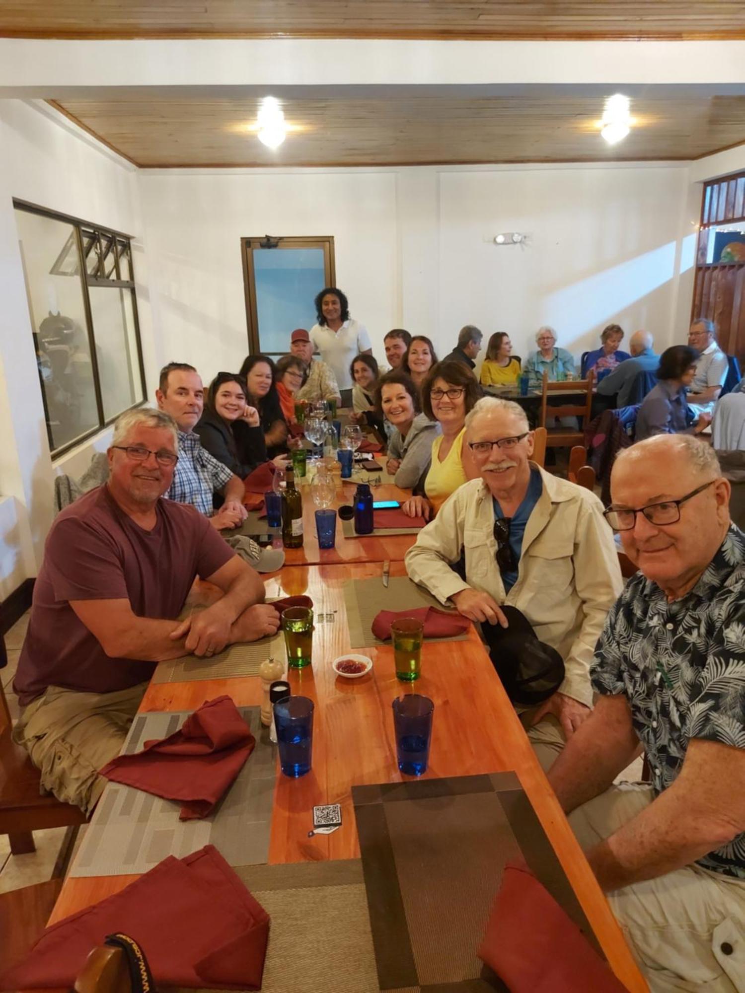 Alisson Hotel Y Restaurant Monteverde 外观 照片