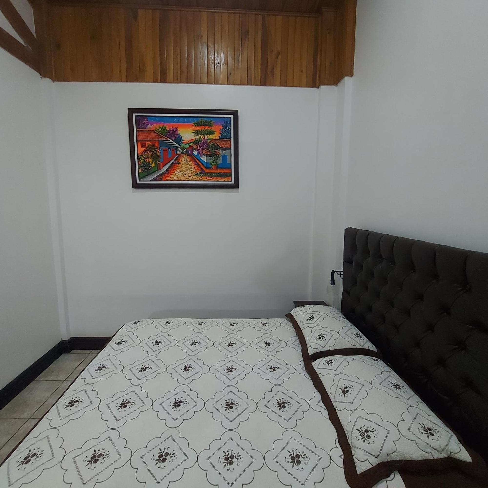 Alisson Hotel Y Restaurant Monteverde 外观 照片