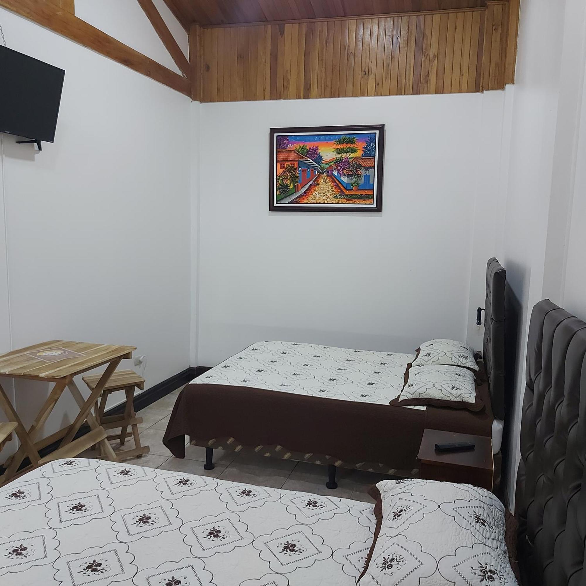 Alisson Hotel Y Restaurant Monteverde 外观 照片