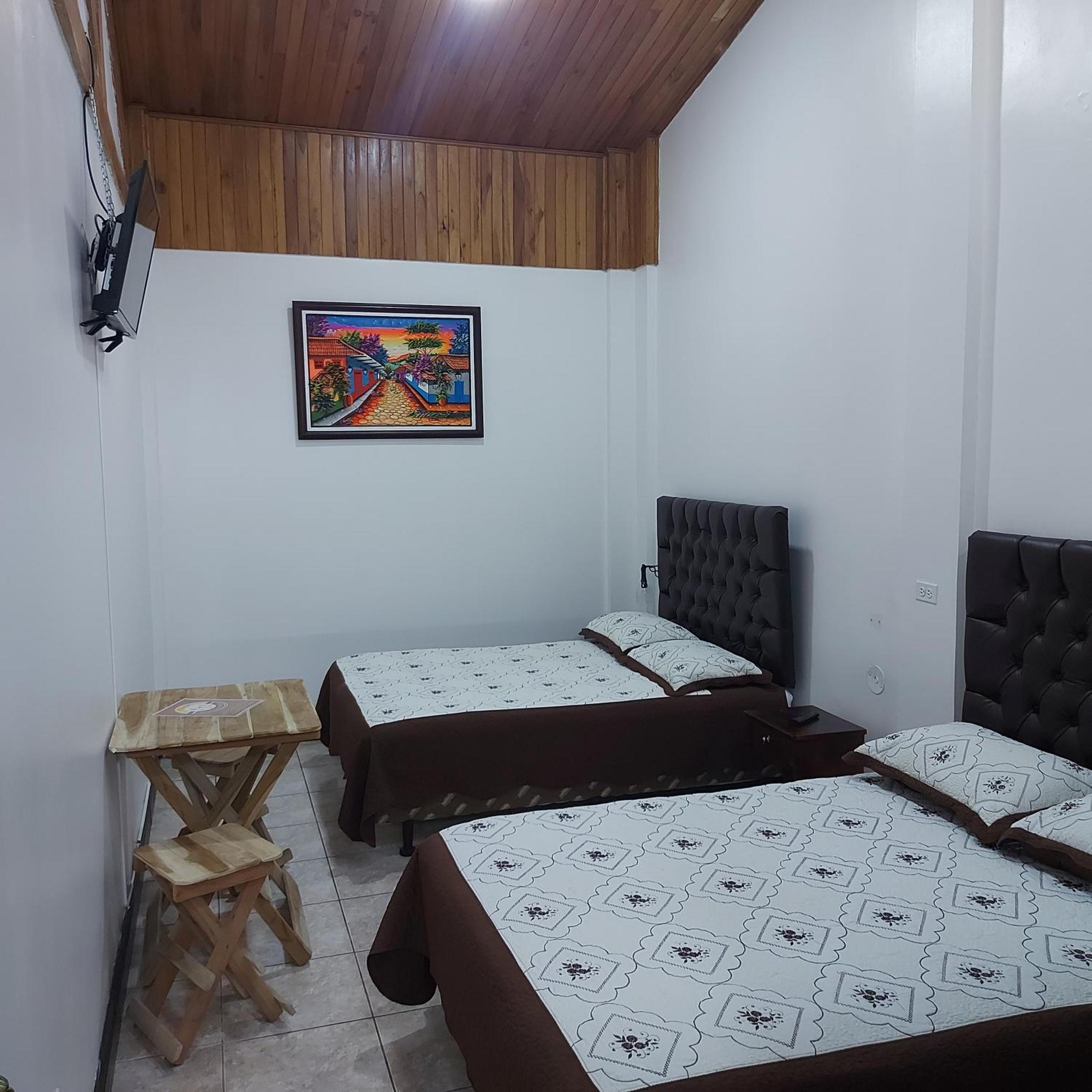 Alisson Hotel Y Restaurant Monteverde 外观 照片